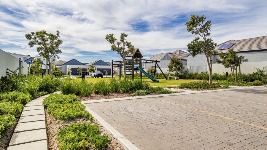 3 Bedroom Property for Sale in Burgundy Estate Western Cape